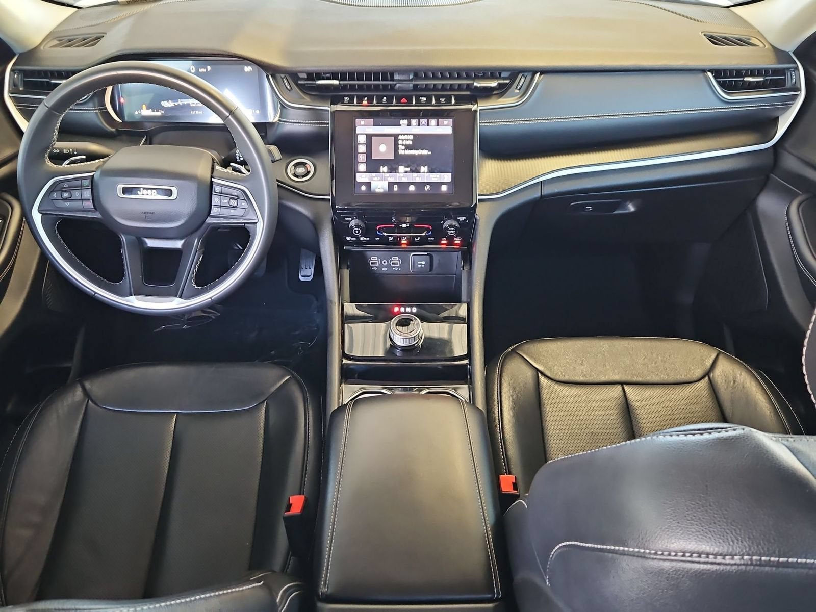 2023 Jeep Grand Cherokee Laredo