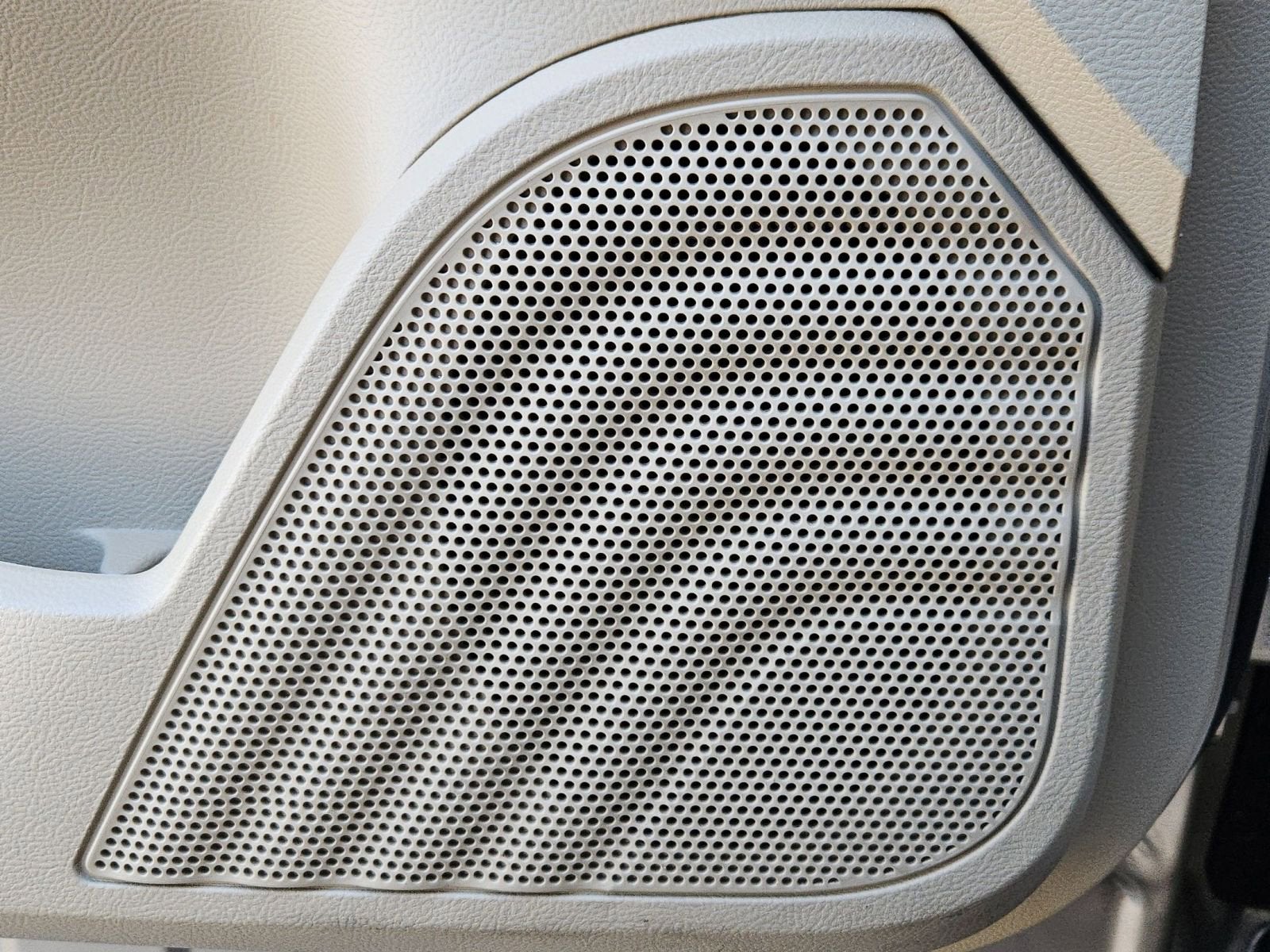 2017 Ford Taurus SEL