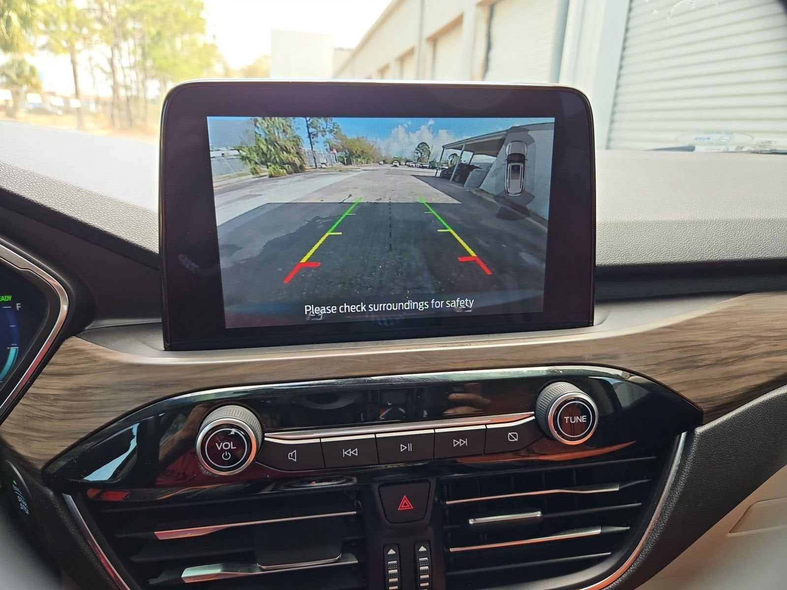 2020 Ford Escape Titanium Hybrid