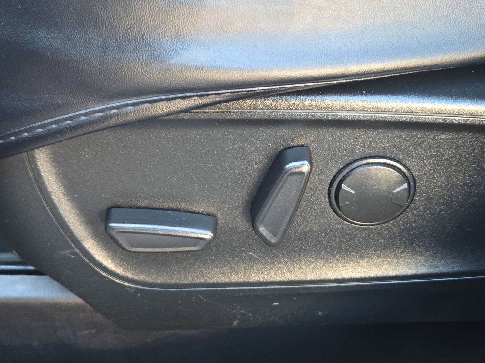 2020 Ford Escape Titanium Hybrid