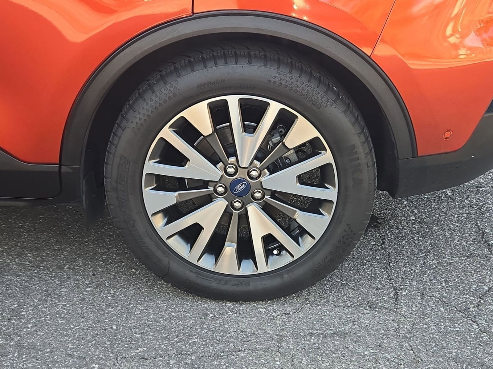 2020 Ford Escape Titanium Hybrid