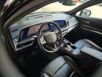 2024 Cadillac XT4 Premium Luxury