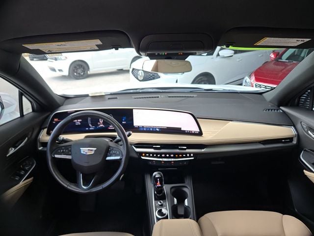 2025 Cadillac XT4 Premium Luxury