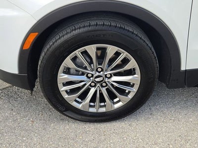 2025 Cadillac XT4 Premium Luxury