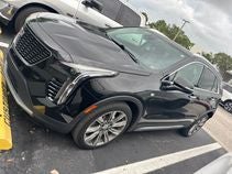 2022 Cadillac XT4 Premium Luxury