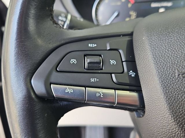 2022 Cadillac XT4 Premium Luxury