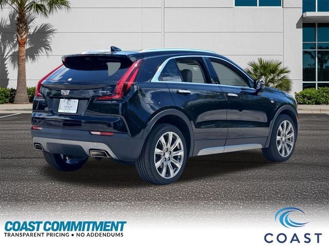 2022 Cadillac XT4 Premium Luxury
