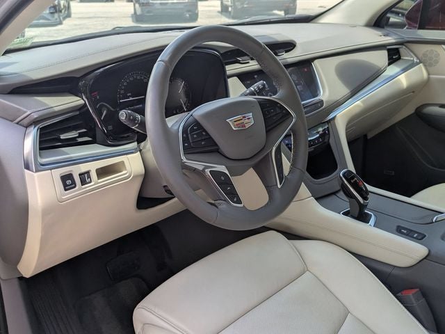 2018 Cadillac XT5 Premium Luxury