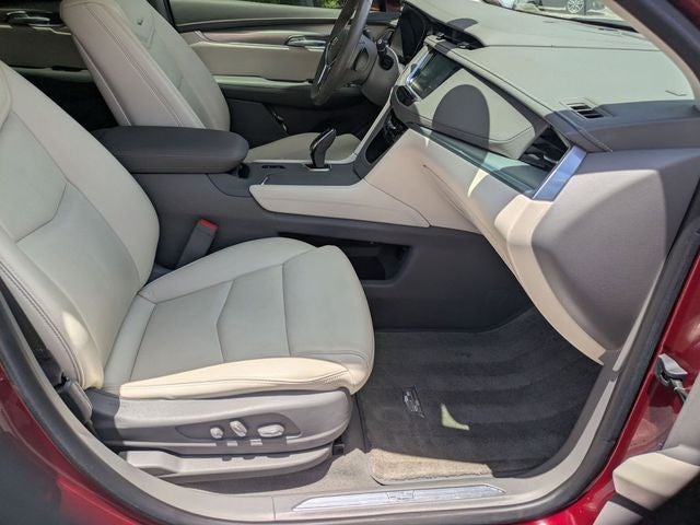 2018 Cadillac XT5 Premium Luxury