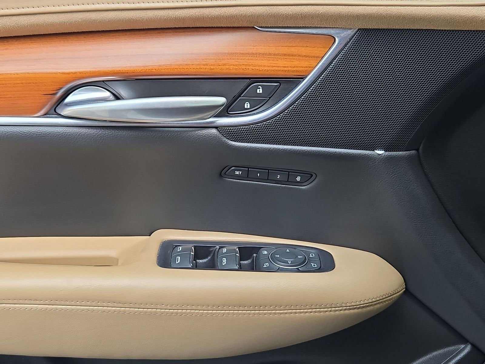 2019 Cadillac XT5 Platinum