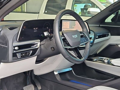 2025 Cadillac LYRIQ Sport