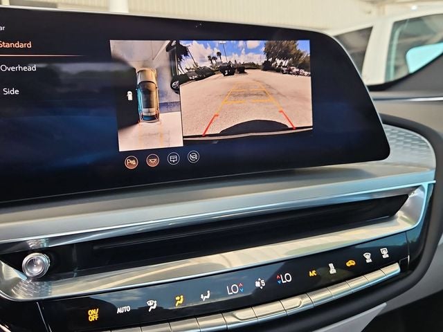 2025 Cadillac LYRIQ Sport