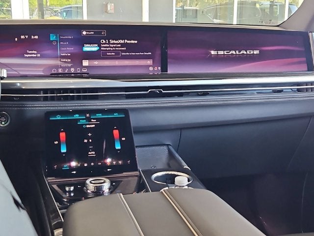 2025 Cadillac Escalade ESV Luxury