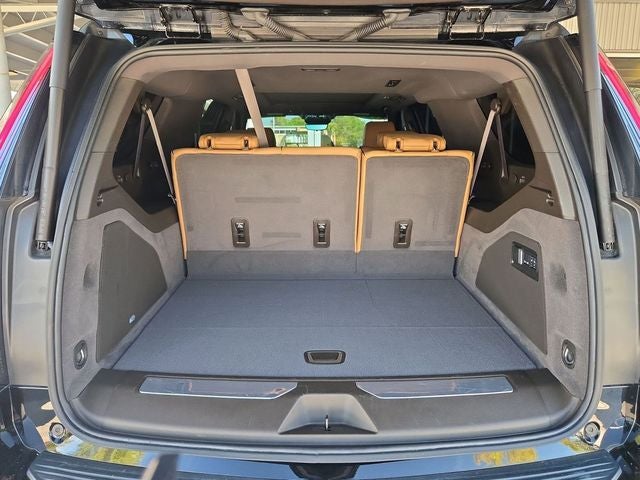 2025 Cadillac Escalade ESV Premium