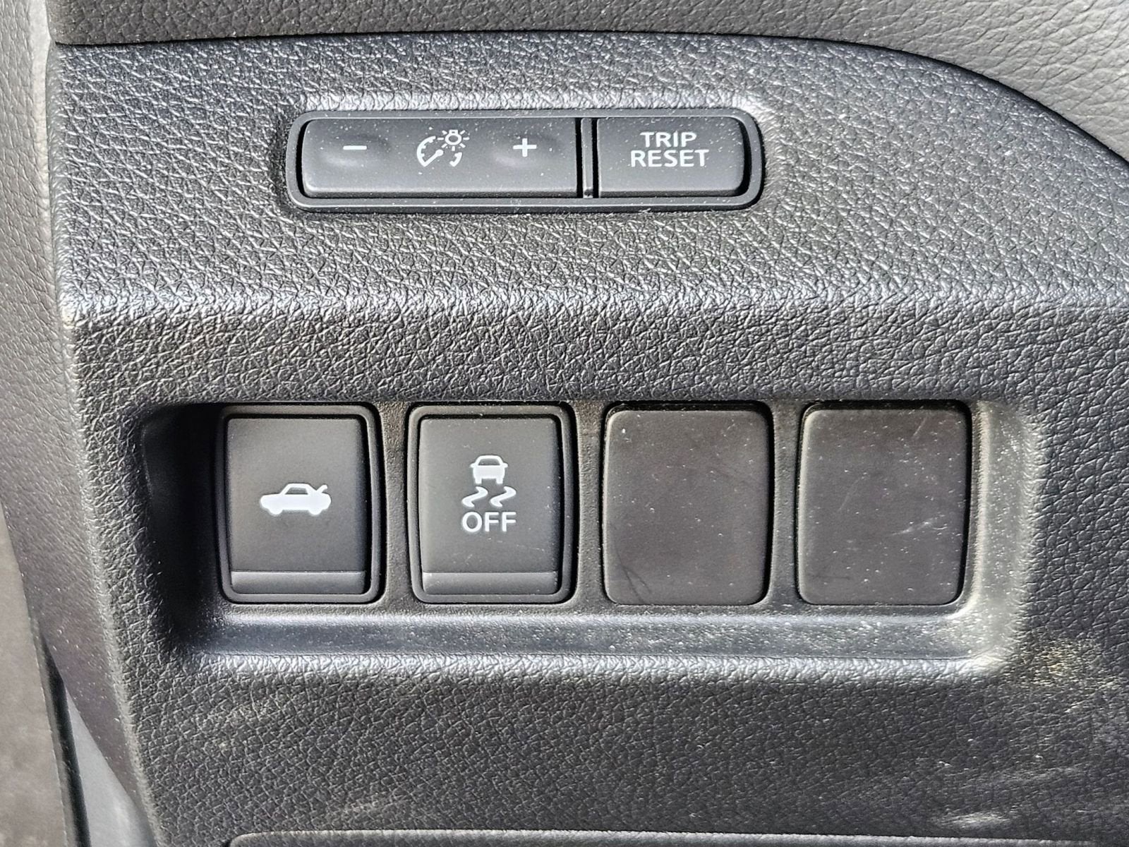 2016 Nissan Altima 2.5 SR