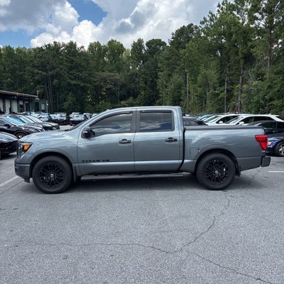 2018 Nissan Titan SV
