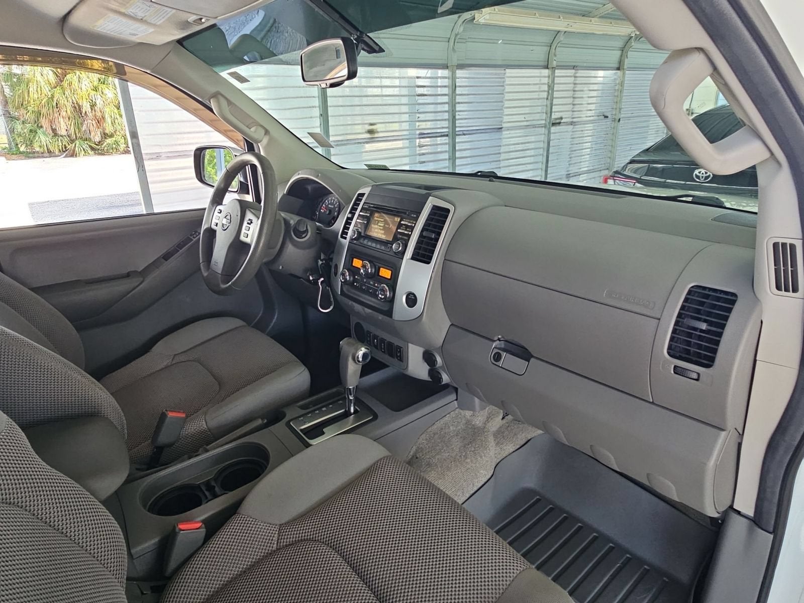 2014 Nissan Frontier SV