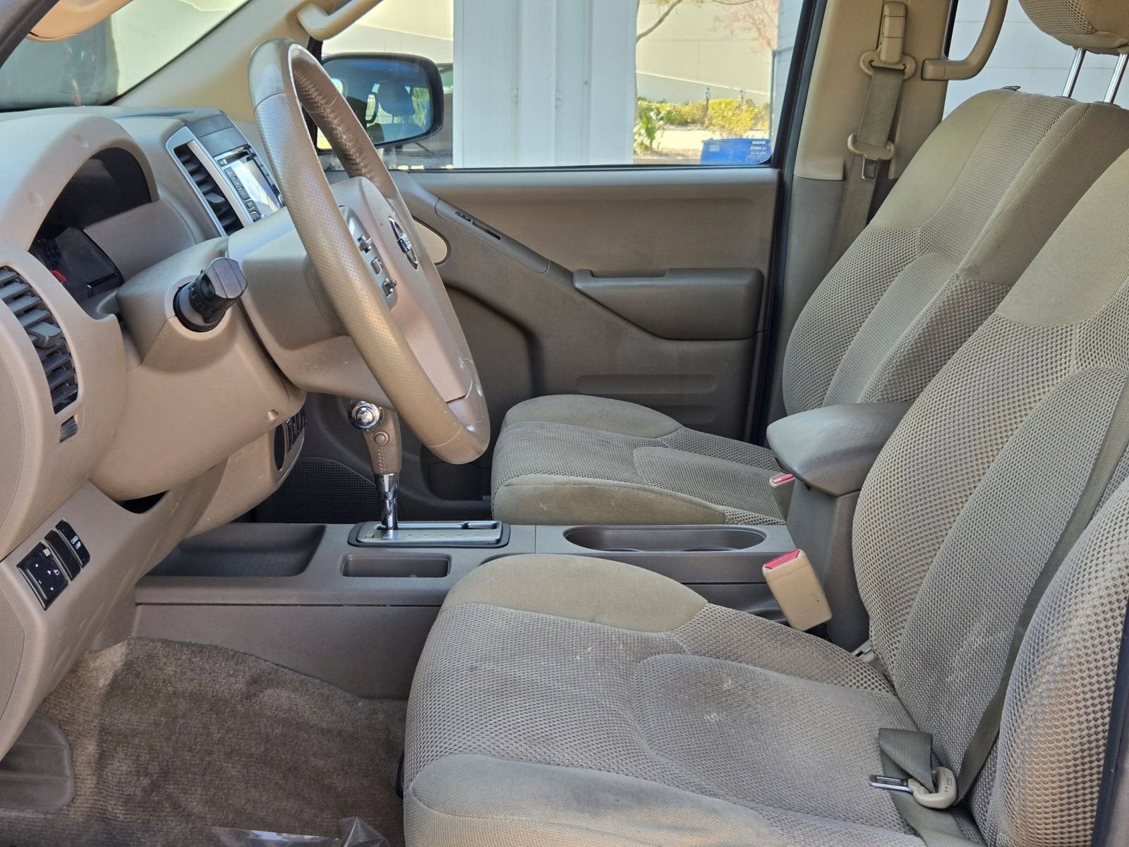 2017 Nissan Frontier SV