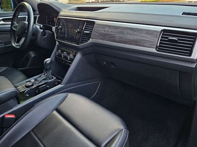 2022 Volkswagen Atlas Cross Sport 3.6L V6 SE w/Technology