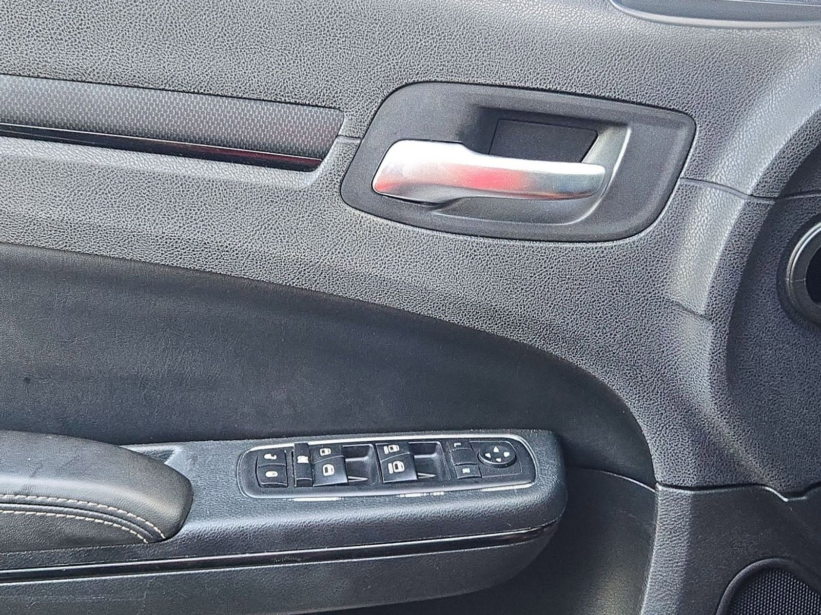 2014 Chrysler 300 S