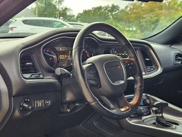 2017 Dodge Challenger SXT