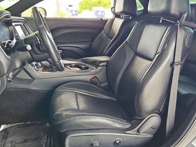 2017 Dodge Challenger SXT