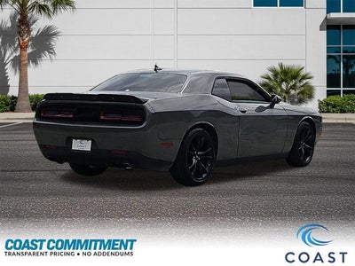 2017 Dodge Challenger SXT
