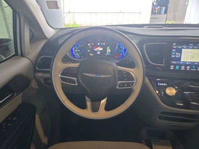 2018 Chrysler Pacifica Hybrid Limited