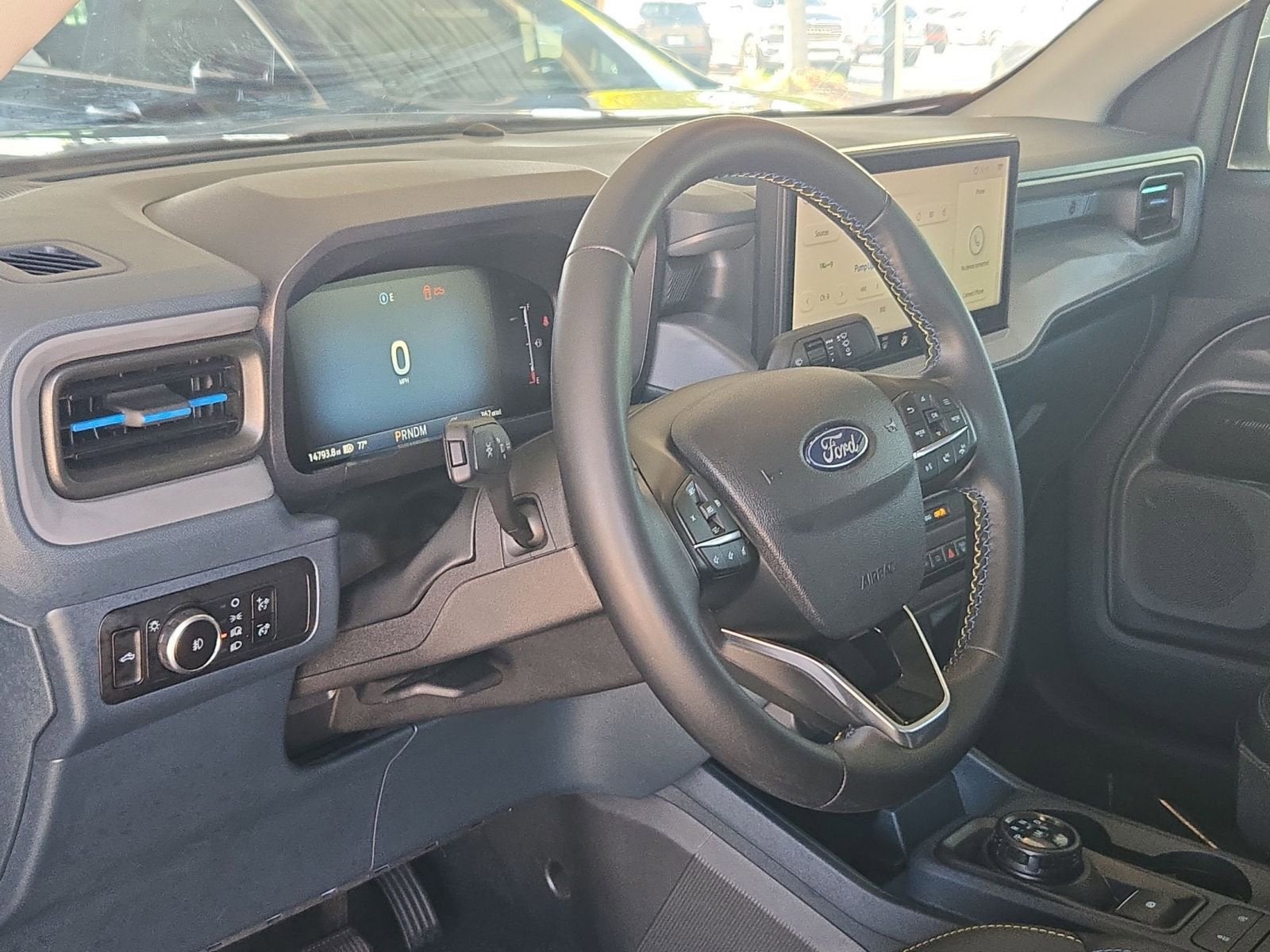 2025 Ford Maverick Lobo Standard