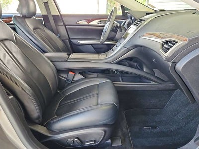 2016 Lincoln MKZ Base
