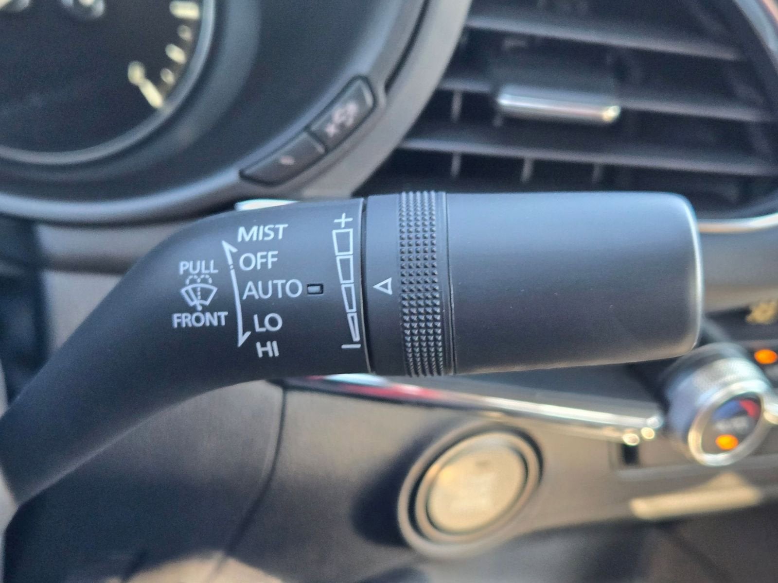 2025 Mazda Mazda3 2.5 S Preferred Package