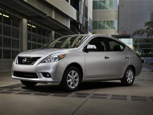 2013 Nissan Versa 1.6 SV