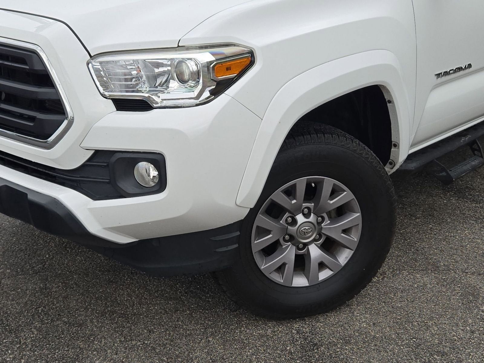 2019 Toyota Tacoma SR5 V6