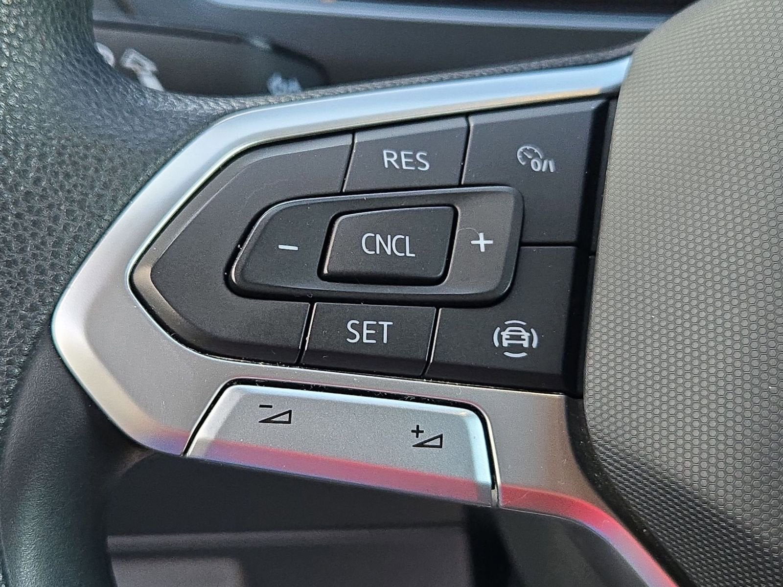 2022 Volkswagen Tiguan 2.0T S