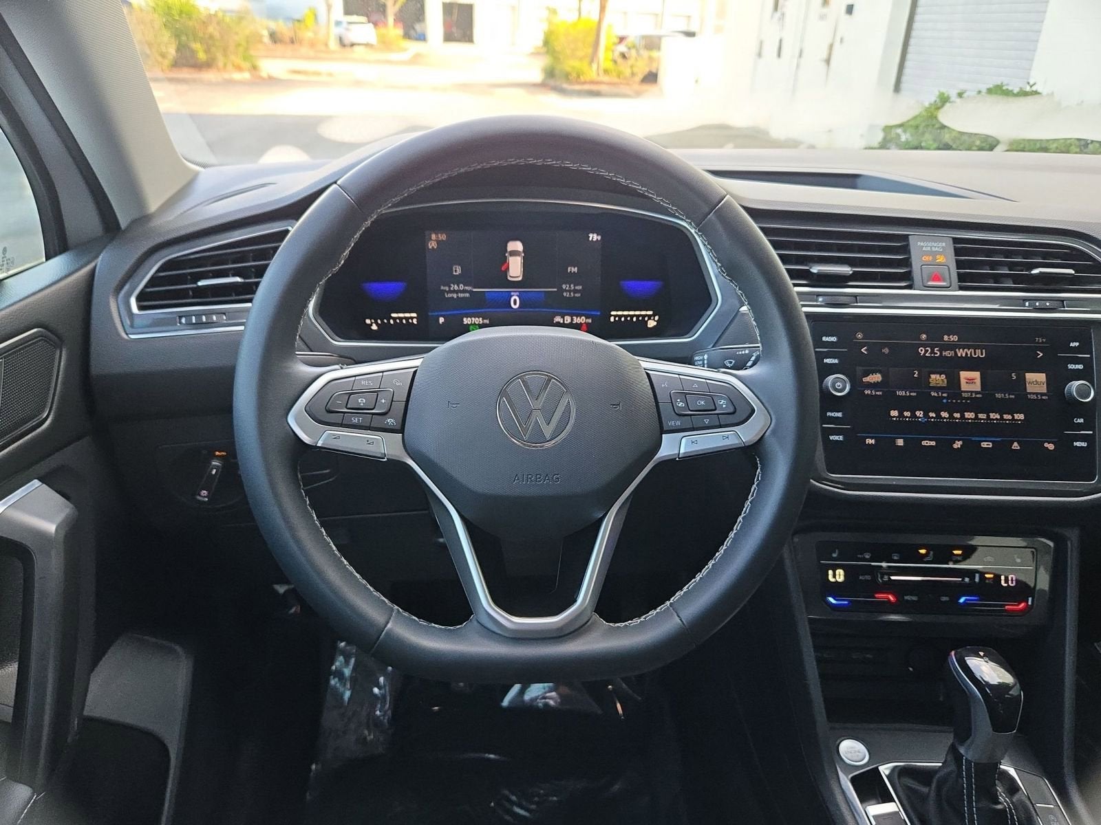 2023 Volkswagen Tiguan 2.0T SE