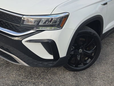 2023 Volkswagen Taos 1.5T SE