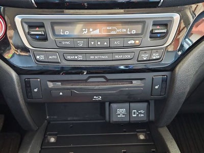 2020 Honda Pilot Touring 8 Passenger