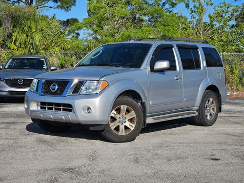 2010 Nissan Pathfinder SE