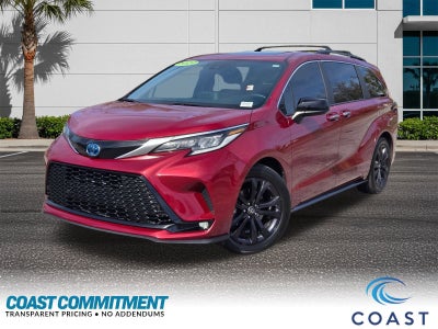 2022 Toyota Sienna XSE 7 Passenger