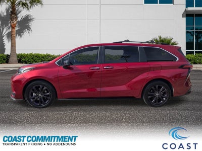 2022 Toyota Sienna XSE 7 Passenger