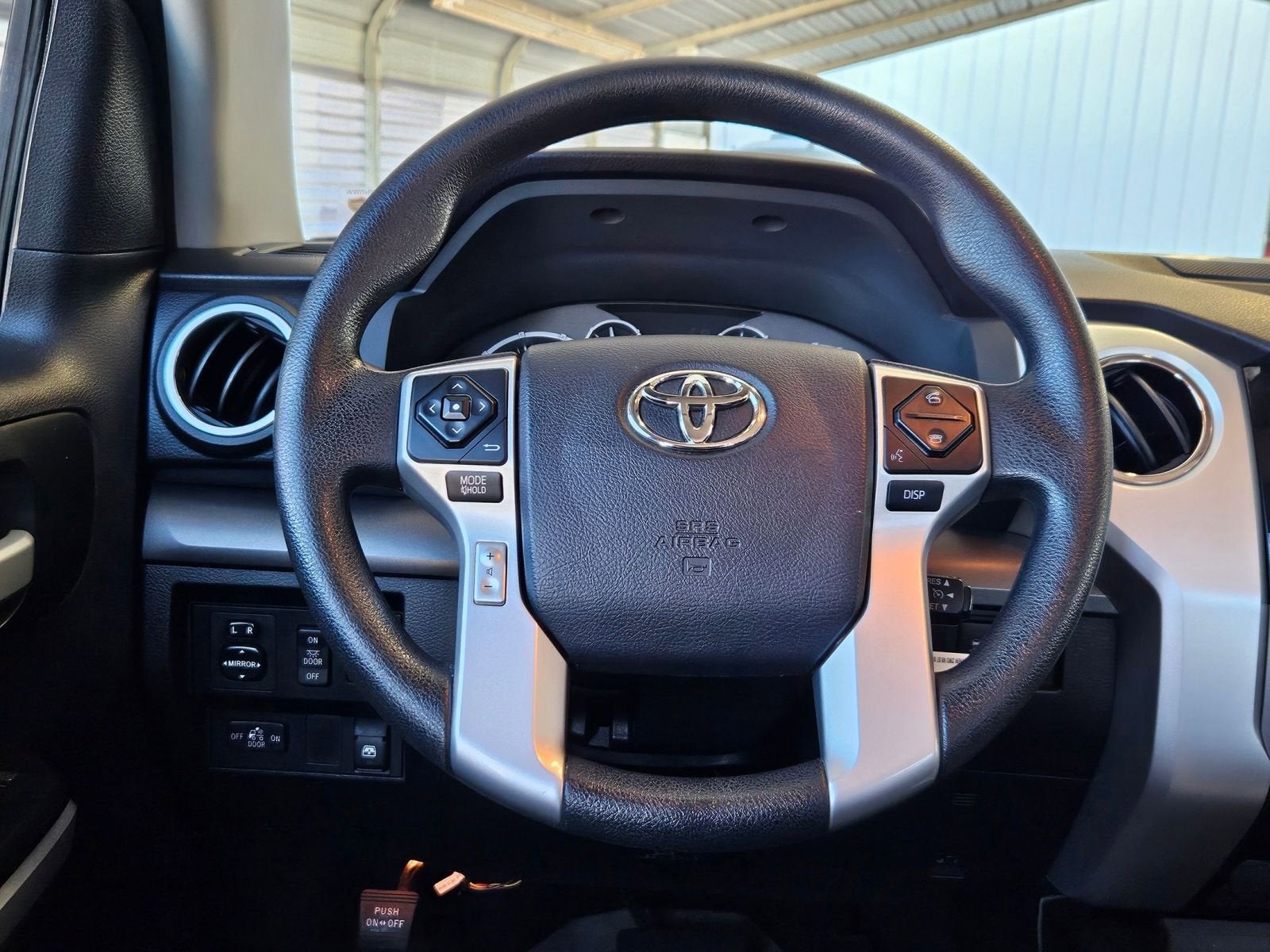 2015 Toyota Tundra SR5