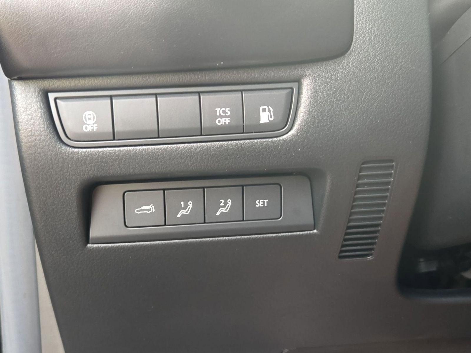 2025 Mazda Mazda CX-50 Hybrid Premium Plus