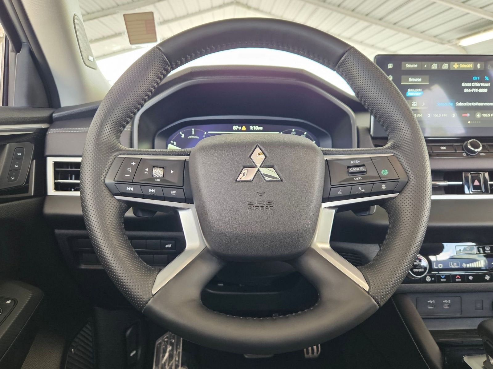 2025 Mitsubishi Outlander SEL