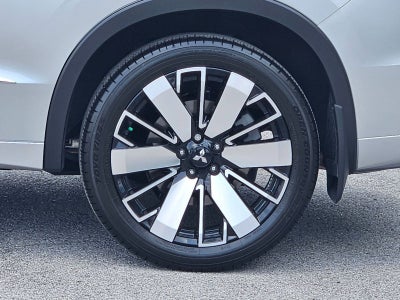 2025 Mitsubishi Outlander SEL