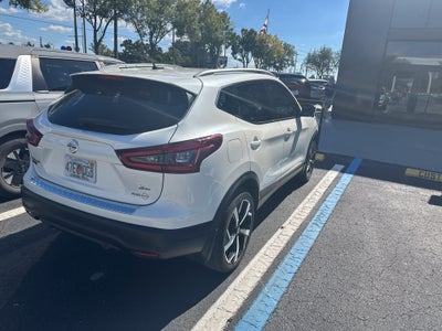 2022 Nissan Rogue Sport SL