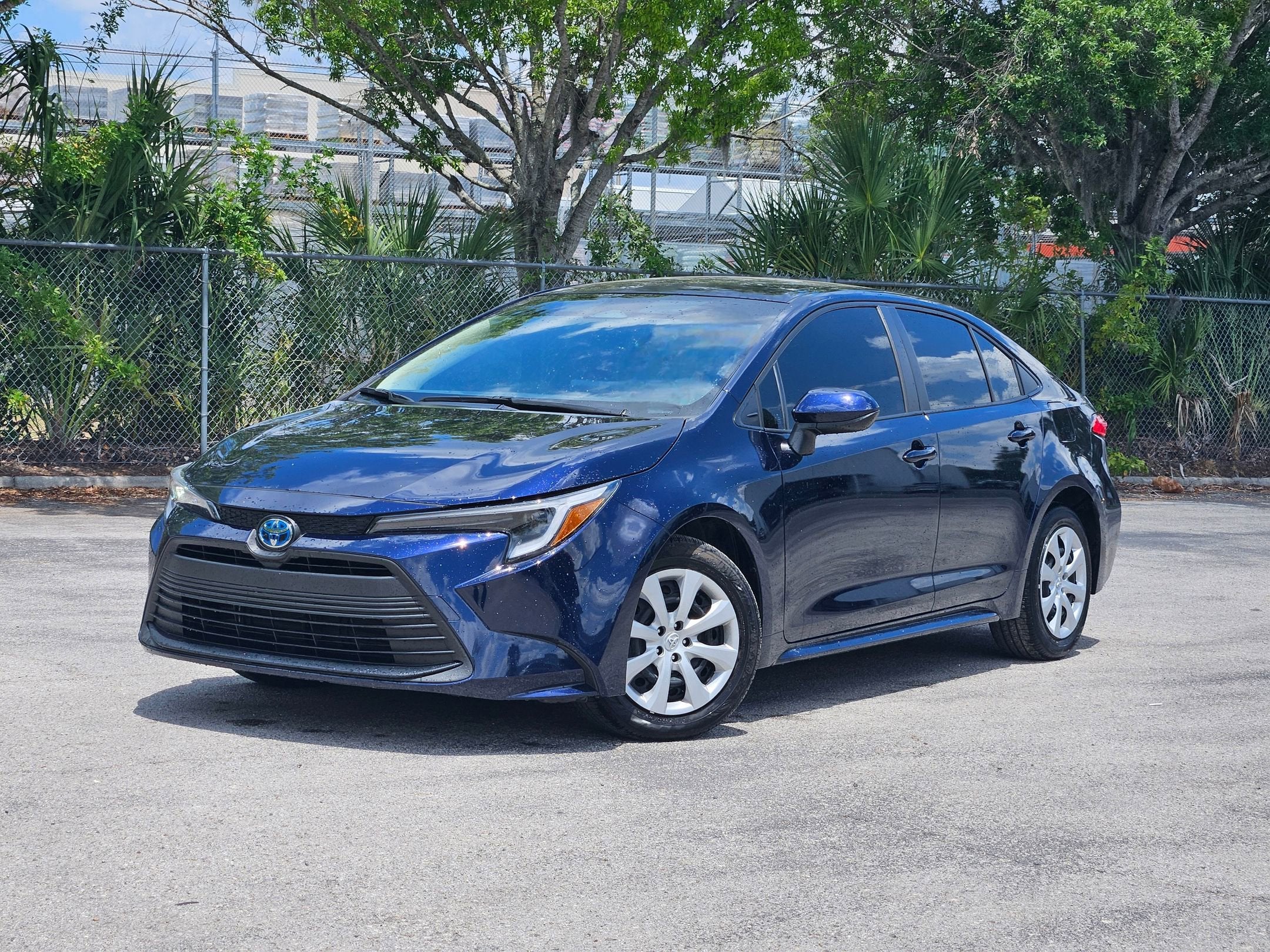 2025 Toyota Corolla Hybrid LE