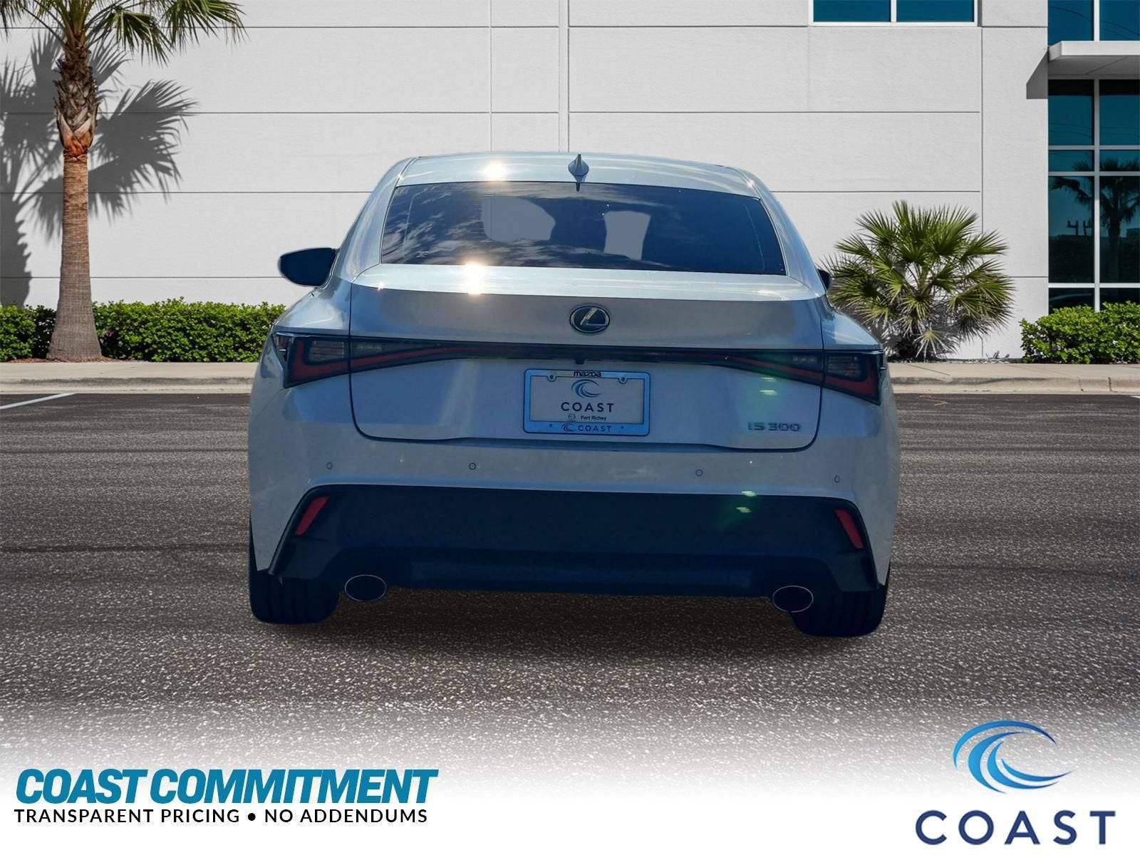2023 Lexus IS 300