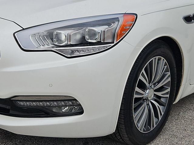 2017 Kia K900 Premium
