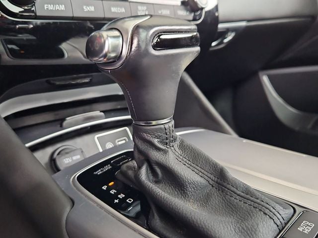 2017 Kia K900 Premium