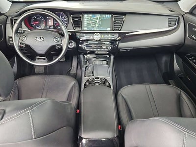 2017 Kia K900 Premium